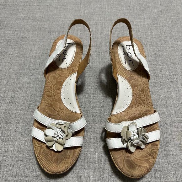 BOC Born Concept White Leather Wedge Sandals  Women's 7M  Strappy Sling back - Picture 2 of 11